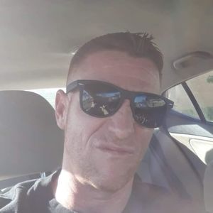 Meet your Posher, Joshua